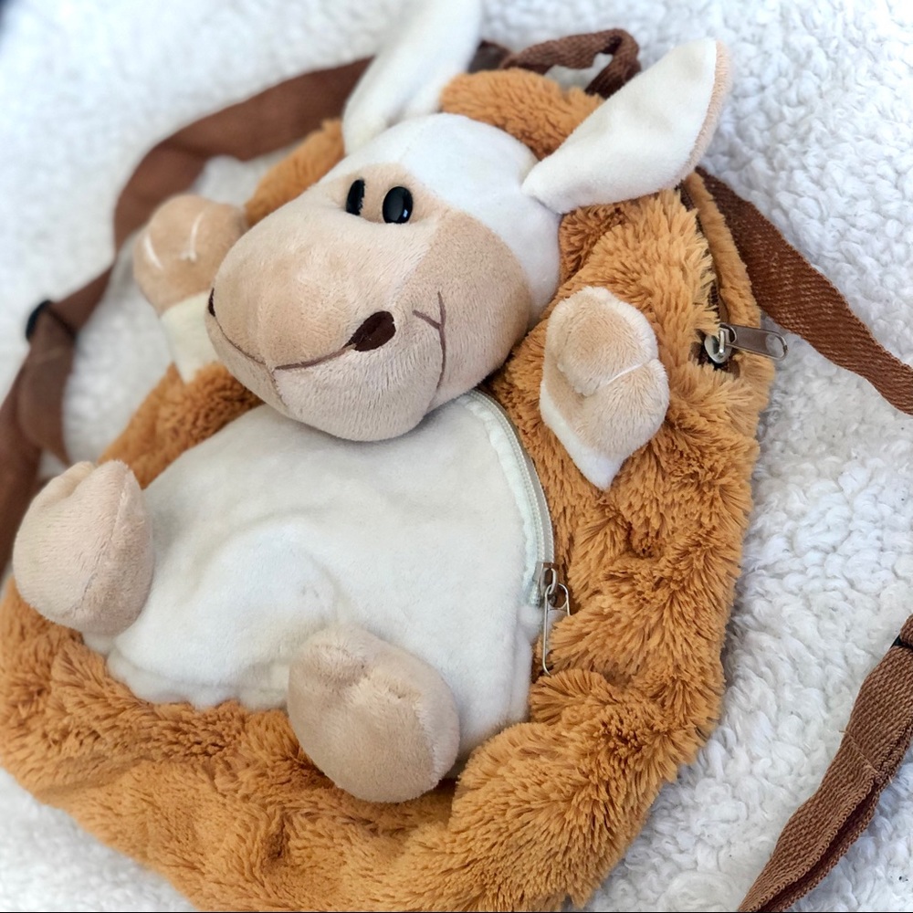 NWOT Plush & Fluffy Kids Backpack Stuffed Animal